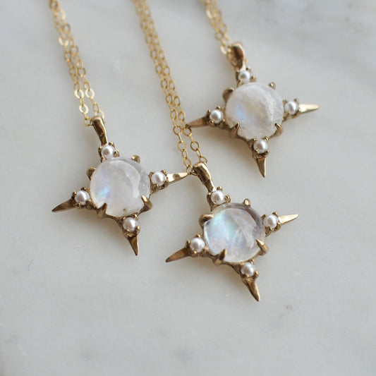 Moonstone and Pearl Divinity Necklace in Bronze