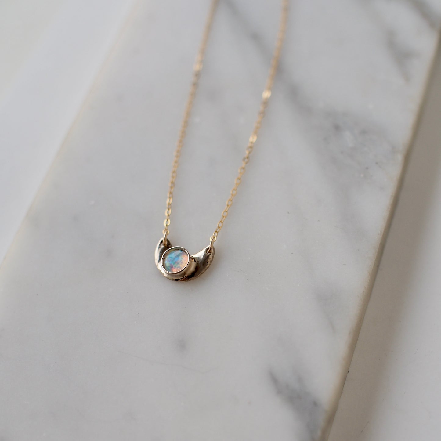 Little Lunar Choker - Dainty Moon Necklace